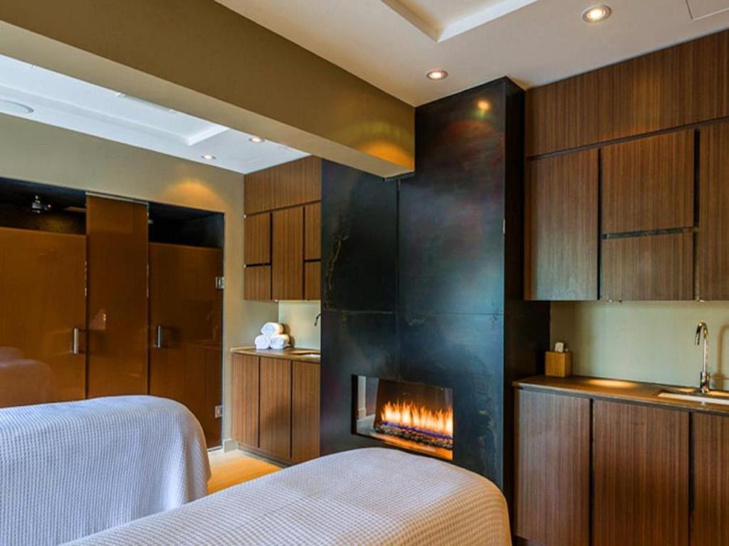 Taboo Muskoka Hotel กราเวนเฮิร์สต์ ภายนอก รูปภาพ