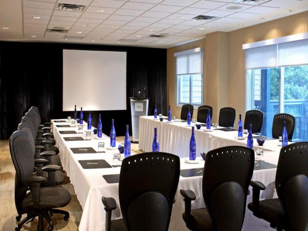 Taboo Muskoka Hotel กราเวนเฮิร์สต์ ภายนอก รูปภาพ